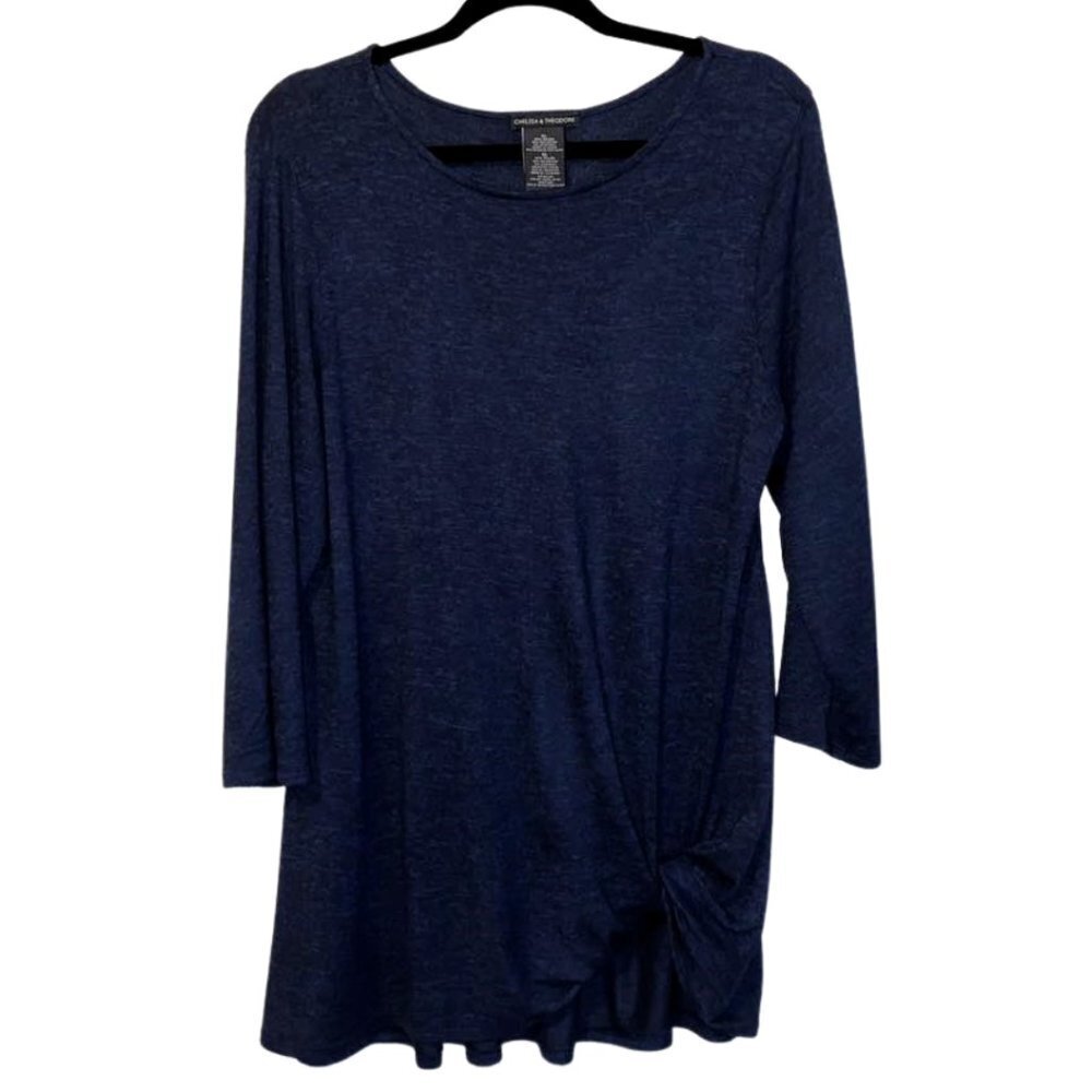 Chelsea & Theodore Top With Knotted Bottom - Size XL